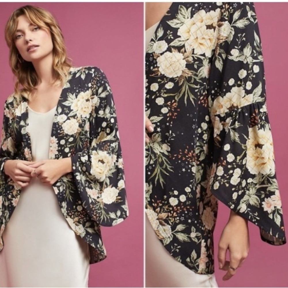 NEW FARM RIO Quilted Floral Print Kimono OS Bell Sleeves One Size
